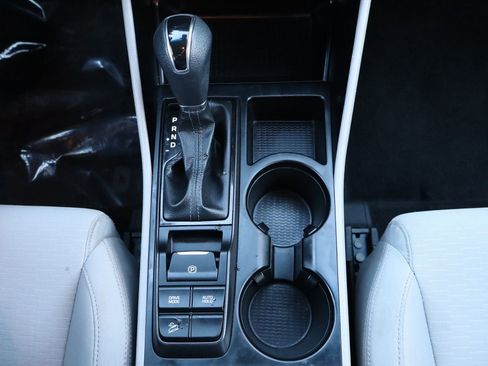 Used 2019 Hyundai Tucson SE image 36