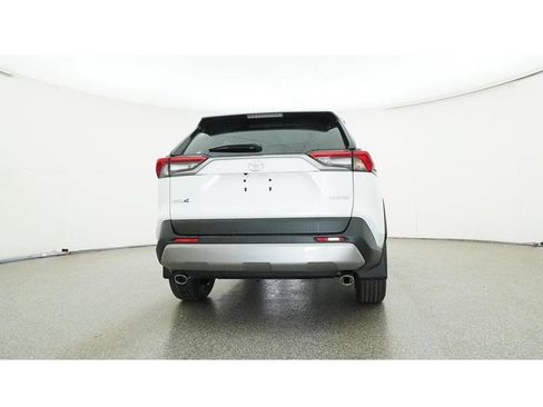 Used 2025 Toyota RAV4 Limited w/ Advanced Technology Package FWD image 29