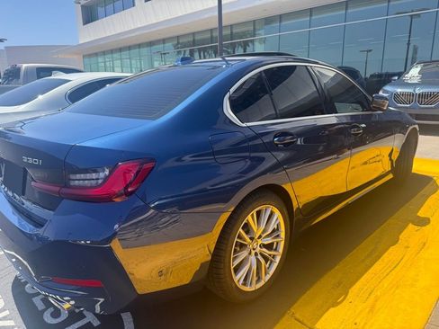 Used 2024 BMW 330i Sedan w/ Premium Package image 4
