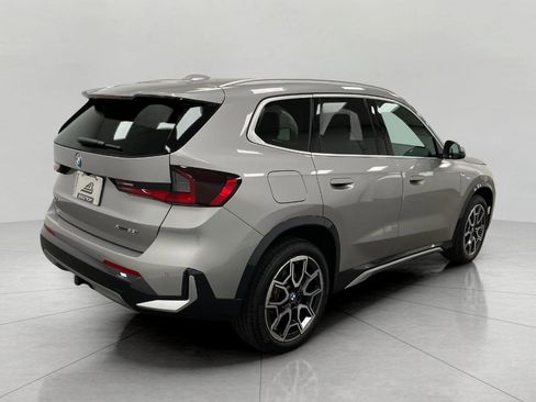 Certified 2026 BMW X1 xDrive28i AWD/4WD image 3