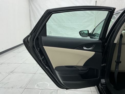 Used 2016 Honda Civic EX image 24