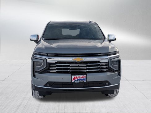 Used 2025 Chevrolet Tahoe Premier image 2