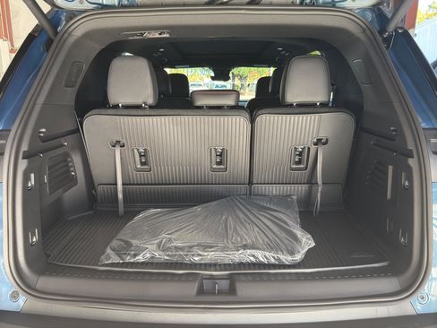 New 2026 Chevrolet Traverse Z71 w/ Enhanced Driving Package image 7