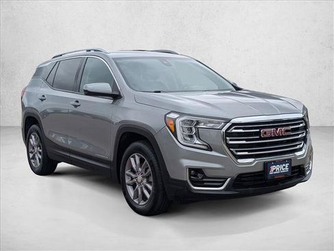 Used 2023 GMC Terrain SLT AWD/4WD image 3