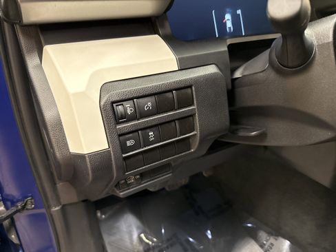 Used 2024 Toyota Tacoma TRD Off-Road image 25