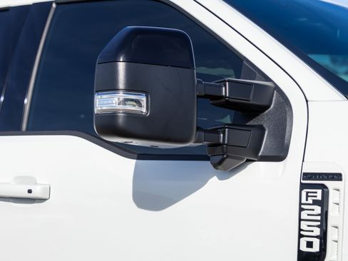 New 2025 Ford F250 Platinum image 12