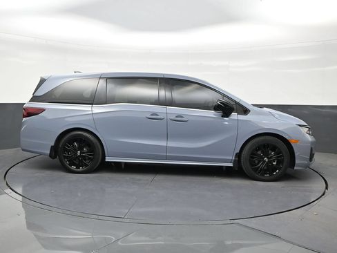 Used 2025 Honda Odyssey Sport-L image 6