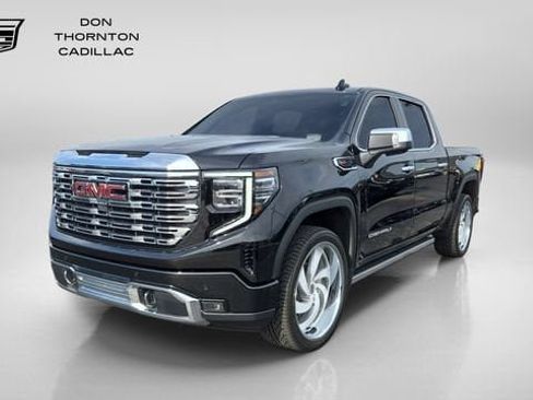 Used 2025 GMC Sierra 1500 Denali AWD/4WD image 1