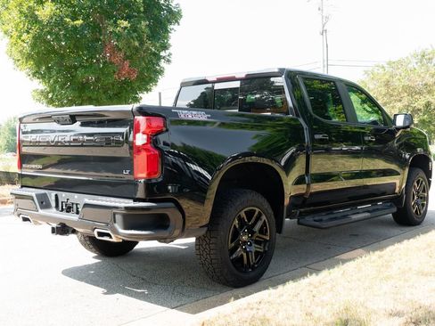 Used 2023 Chevrolet Silverado 1500 LT Trail Boss w/ LT Trail Boss Premium Package AWD/4WD image 6