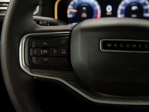 Used 2024 Jeep Wagoneer Series II w/ Flexible Seating Group RWD image 29