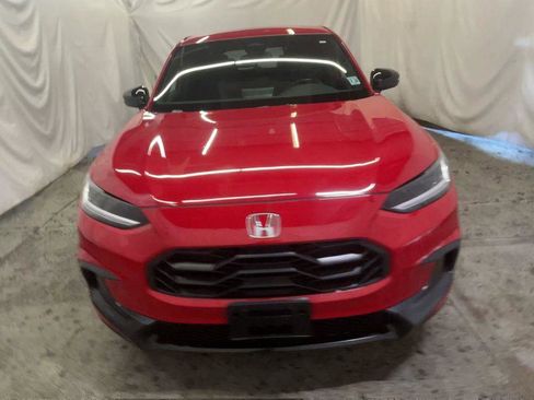 Used 2025 Honda HR-V Sport image 3