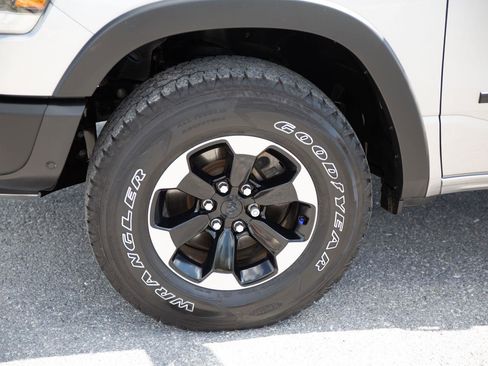 Used 2019 RAM 1500 Rebel w/ Rebel Level 2 Equipment Group AWD/4WD image 10