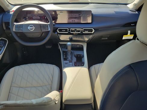 New 2026 Nissan Sentra SL FWD image 9