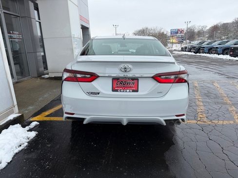 Certified 2023 Toyota Camry SE image 6