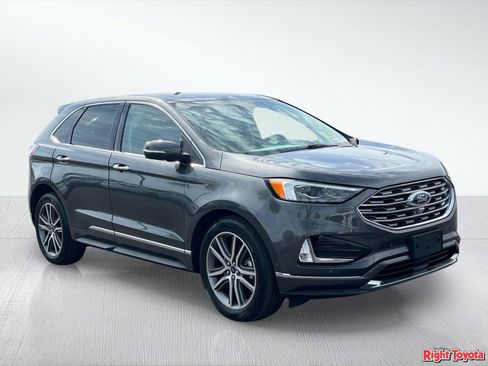 Used 2019 Ford Edge Titanium w/ Equipment Group 301A FWD image 8