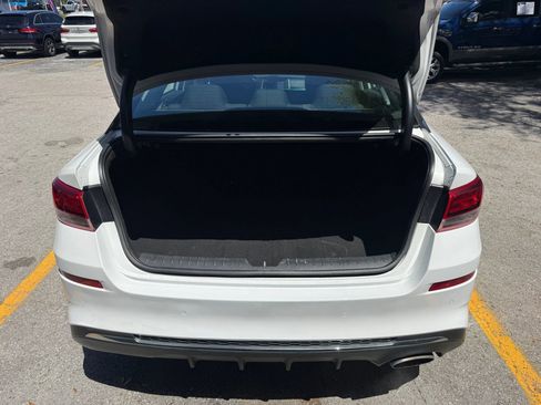 Used 2020 Kia Optima LX image 7