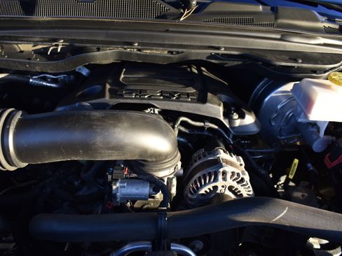 Used 2020 RAM 1500 Big Horn w/ Built-to-serve Edition image 37