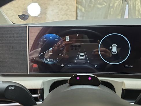 Used 2025 Hyundai Tucson SEL image 14