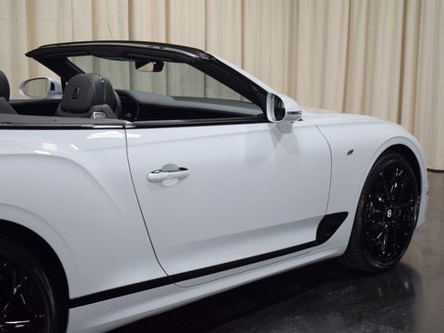 New 2024 Bentley Continental GT S image 9