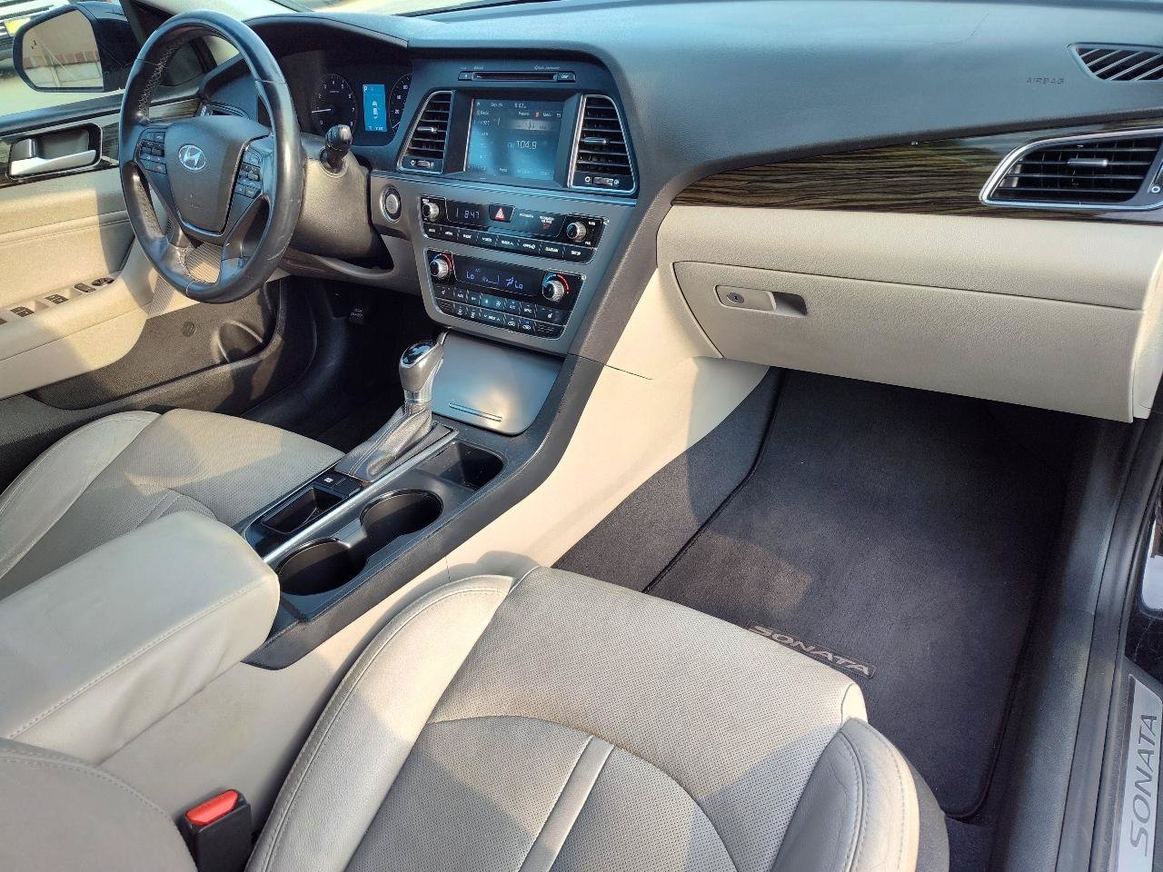 Used 2017 Hyundai Sonata Limited FWD image 45