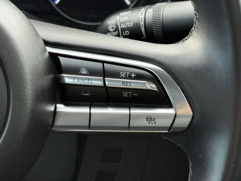 Used 2023 MAZDA MAZDA3 s image 21