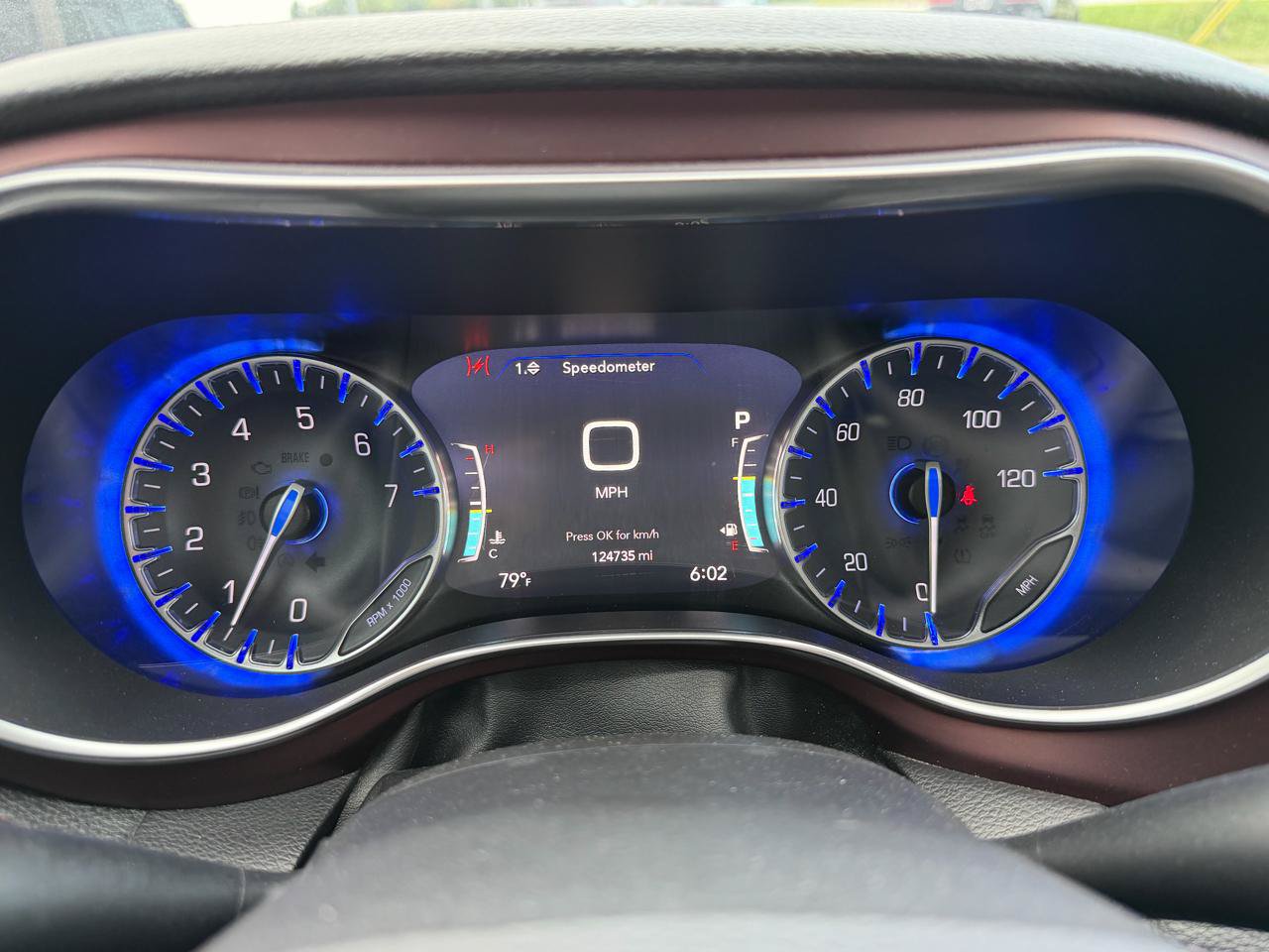 Used 2020 Chrysler Pacifica Limited FWD image 10