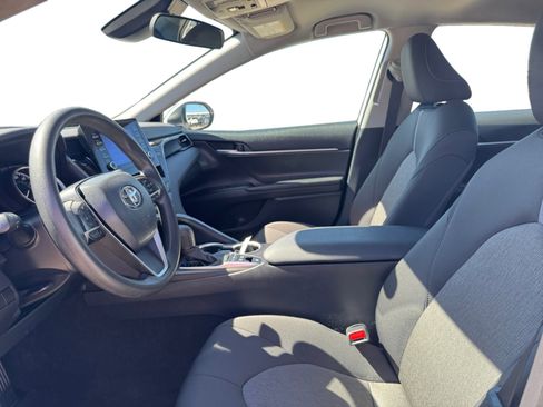 Used 2023 Toyota Camry LE image 18