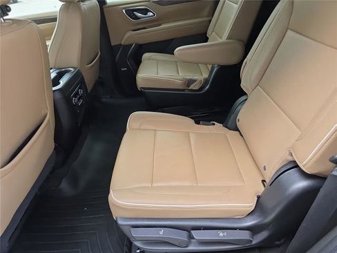 Used 2023 Chevrolet Tahoe Premier image 17