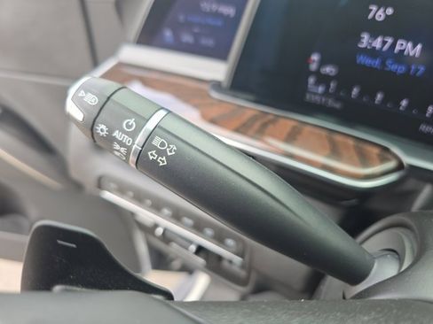 Certified 2023 Cadillac Escalade ESV Sport Platinum image 27