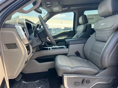 New 2026 Ford F350 Platinum w/ Platinum Plus Package