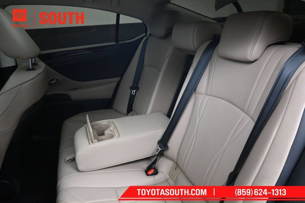 Used 2020 Lexus ES 350 w/ Accessory Package FWD image 27