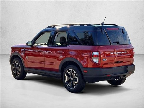 Certified 2022 Ford Bronco Sport Outer Banks w/ Tech Package AWD/4WD image 7