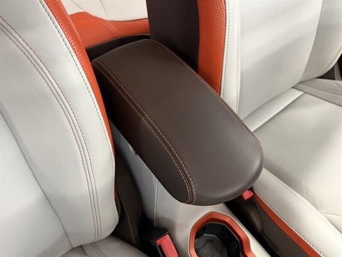 Used 2015 Jeep Renegade Limited w/ Safety & Security Group I AWD/4WD image 33