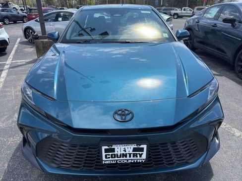 New 2026 Toyota Camry SE w/ Convenience Package FWD image 2