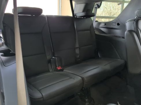 Used 2025 GMC Yukon Denali image 42