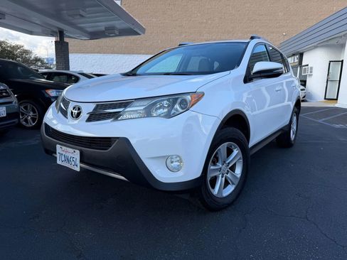 Used 2013 Toyota RAV4 XLE image 1