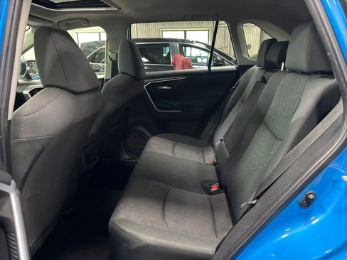 Used 2019 Toyota RAV4 XLE w/ Convenience Package AWD/4WD image 24