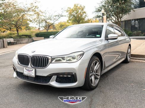Used 2016 BMW 750i xDrive image 3