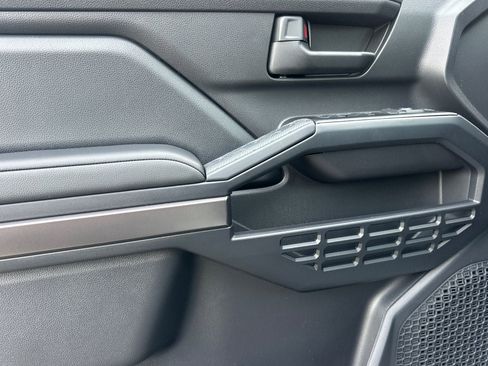 New 2026 Toyota 4Runner SR5 image 12