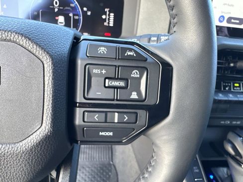 Used 2024 Toyota Land Cruiser image 29