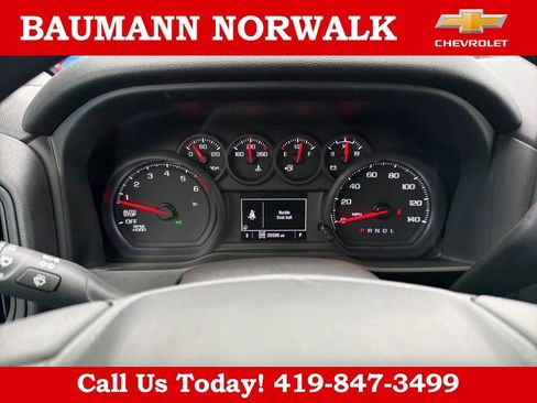 Used 2025 Chevrolet Silverado 1500 Custom Trail Boss w/ Turbomax Blackout Package AWD/4WD image 31