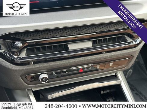 Used 2025 BMW 230i xDrive 230i xDrive image 33