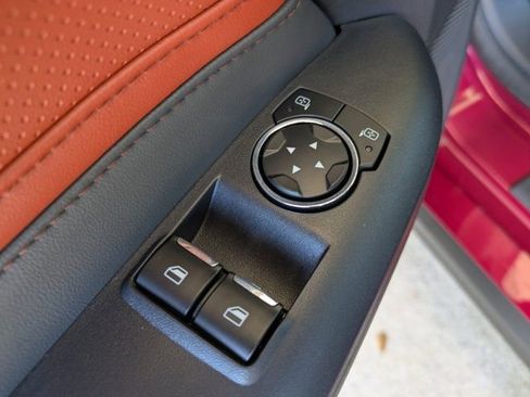 Certified 2025 Ford Mustang Premium image 18