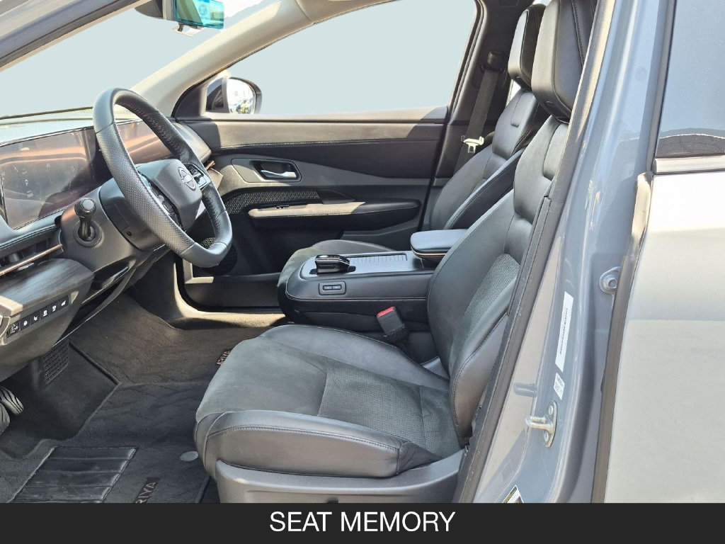 Used 2024 Nissan Ariya AWD image 14