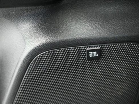 Used 2020 Toyota Tacoma TRD Sport w/ TRD Premium Sport Package image 28