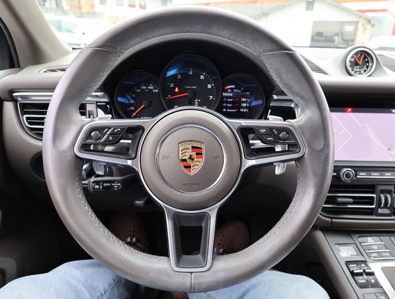 Used 2021 Porsche Macan AWD/4WD image 54