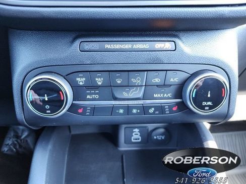 Used 2025 Ford Escape Active w/ Cold Weather Package AWD/4WD image 5