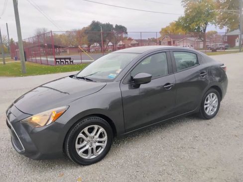 Used 2016 Scion iA image 1
