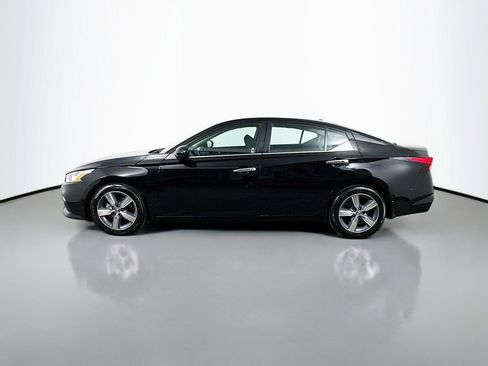 Used 2019 Nissan Altima 2.5 S FWD image 2
