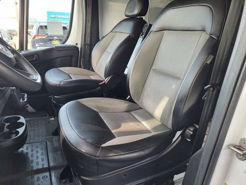 Used 2023 RAM ProMaster 2500 FWD image 16
